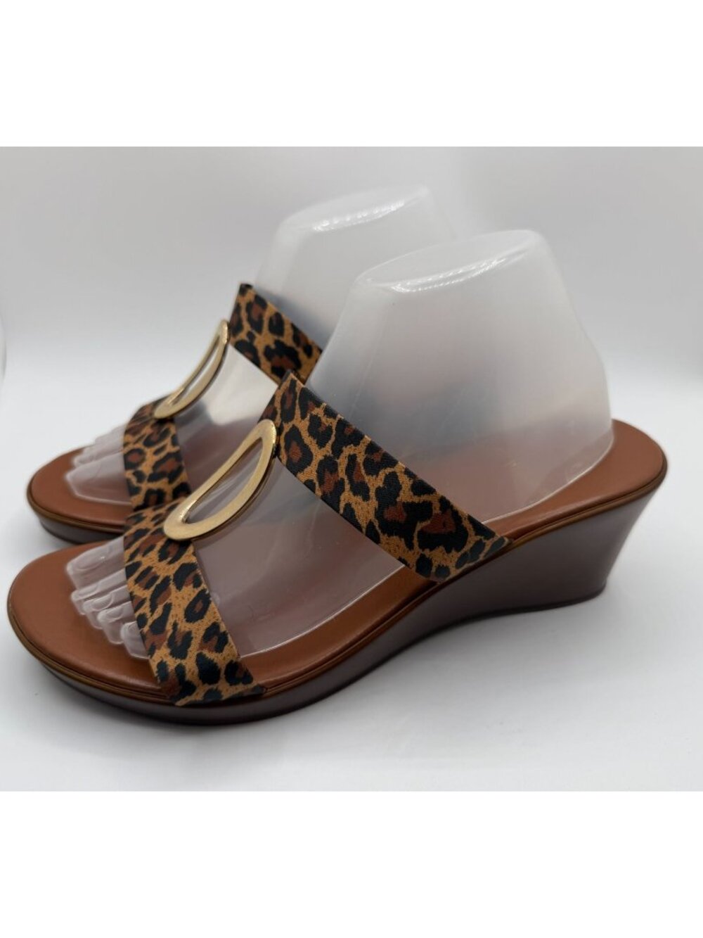 Contessa Leopard Print Wedge Sandals Women Size 9W Brown Resort Comfort Shoes
